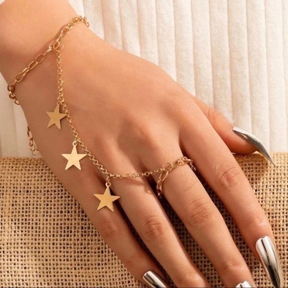 ShopAllThings Jewelry - 3/$30 💛 Star Bracelet/Ring